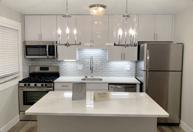 Interior Photo - Courtyard Townhouse Apartments