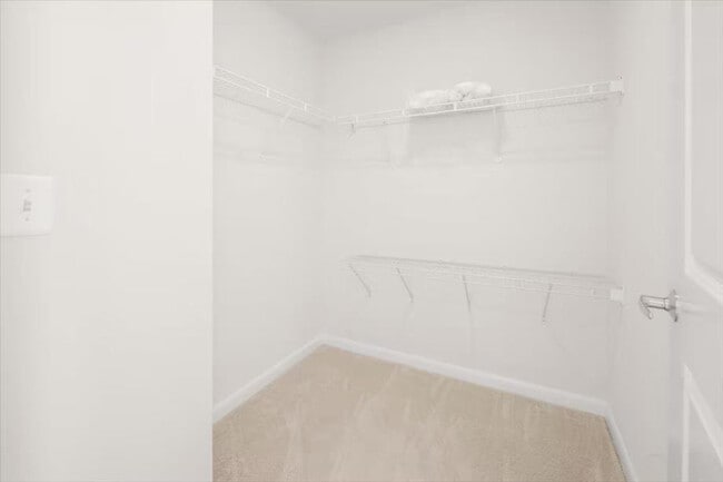 Building Photo - 1405 S Fern St