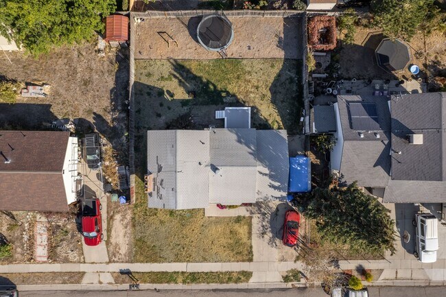 Building Photo - 6585 S 5135 W