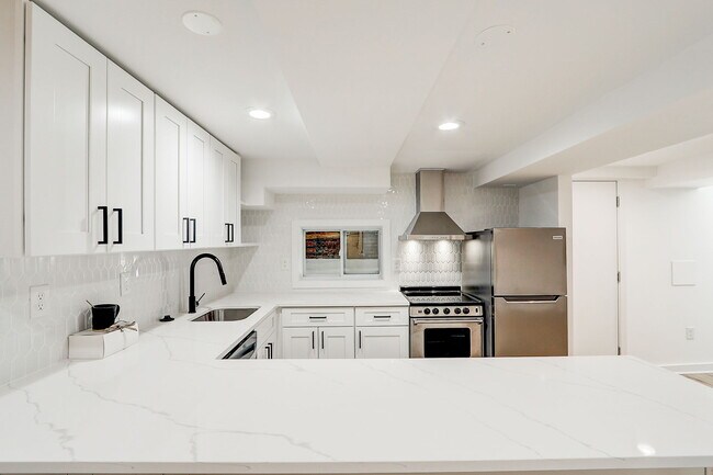 Building Photo - 1513 Allison St NW