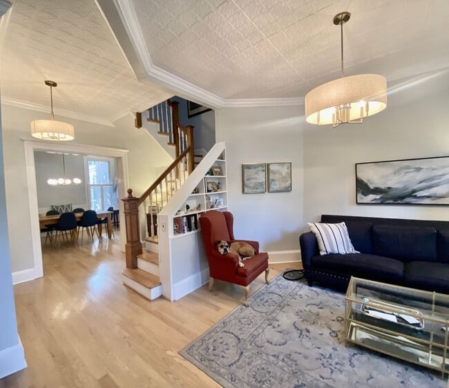 Building Photo - SPACIOUS 3 BED BROWNSTONE with PARKING, YARD and 2 DECKS!