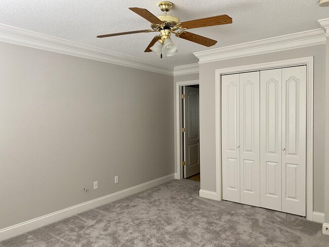 Building Photo - 809 Garcia Way