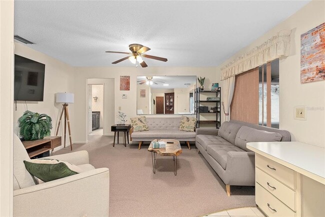 Building Photo - 1435 Paula Dr
