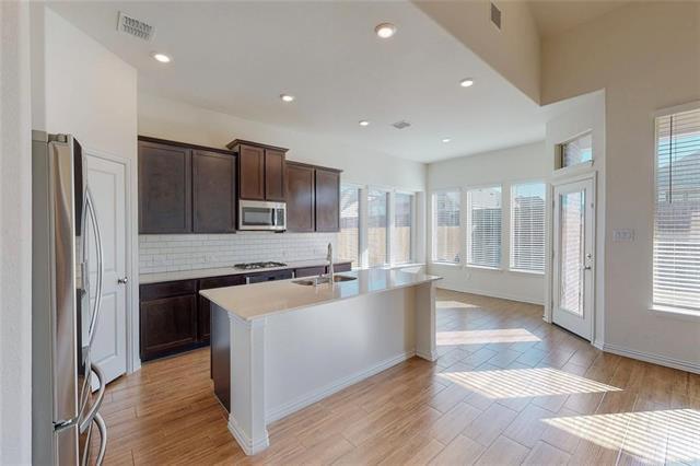 Building Photo - 10143 Prairie Dr