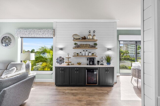 Building Photo - 10620 Gulf Shore Dr