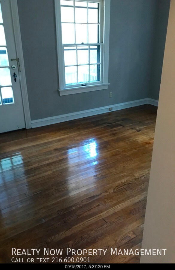 Building Photo - 19627 Winslow Rd