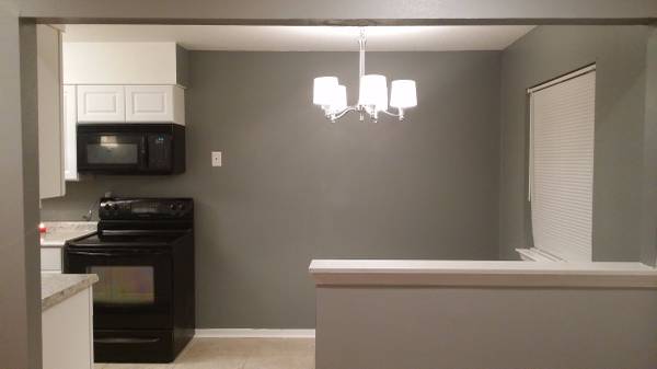 Building Photo - 1536 Natchez Ln