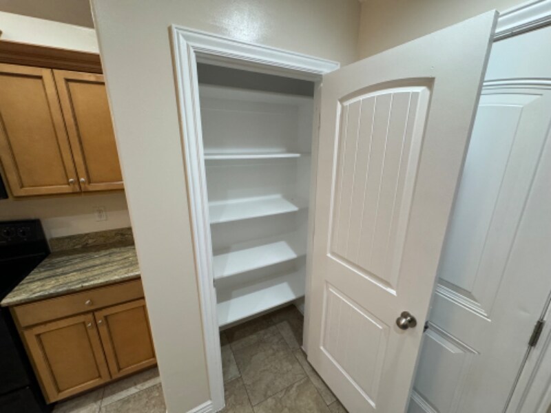 Building Photo - 656 S 1050 W