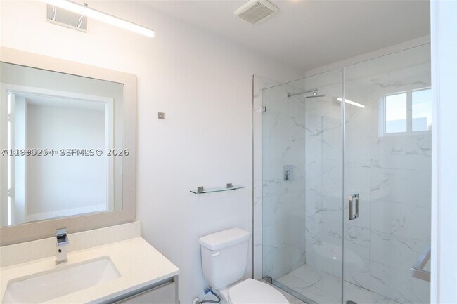 Building Photo - 2555 NE 193rd St