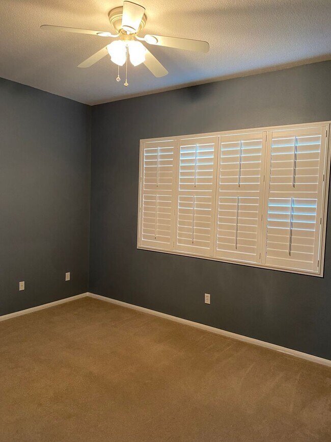 Building Photo - Beautiful Home in 55+ Community