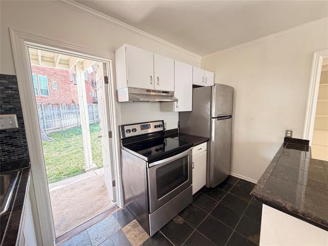 Building Photo - 4101 Douglas Ave