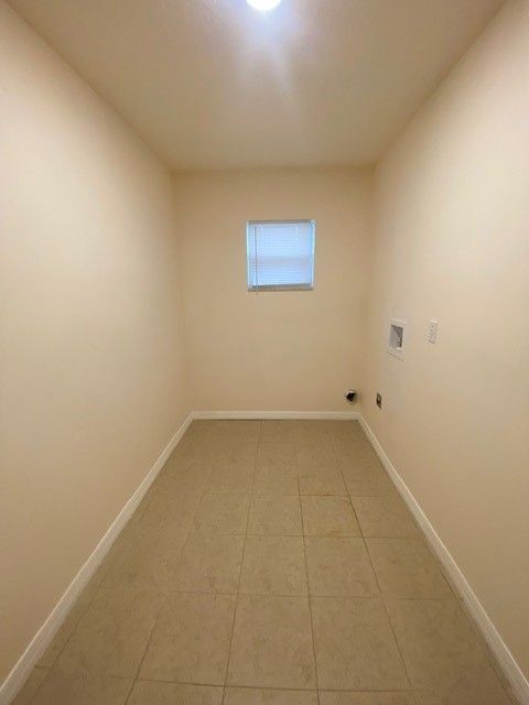 Building Photo - 21 Bickwick Ln
