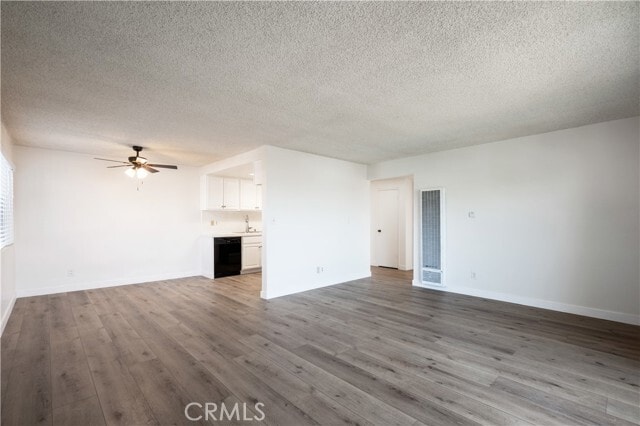 Building Photo - 972 W 14th St