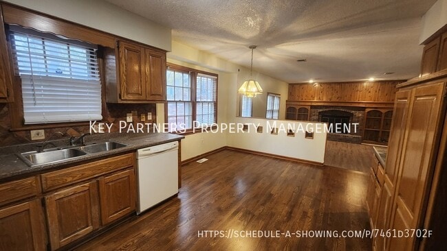 Building Photo - 7717 W 112th St