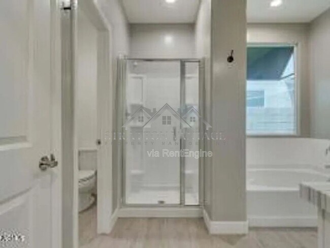 Building Photo - 37755 N Bentgrass Rd