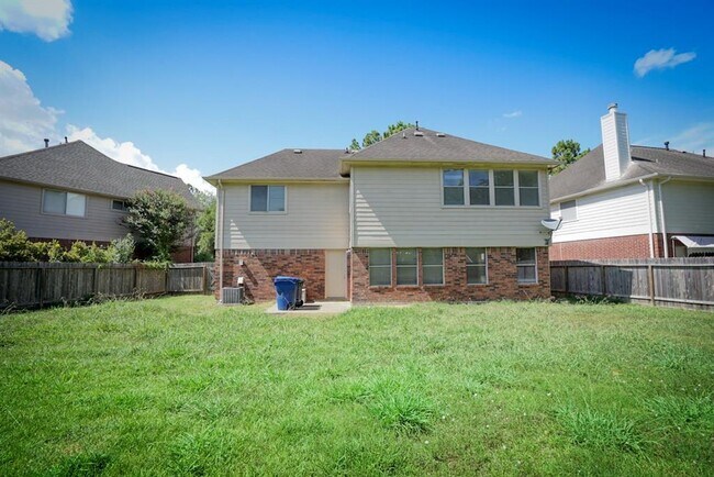 Building Photo - 1246 Manchester Cir