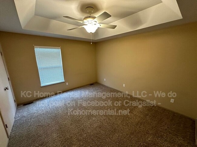 Building Photo - 8710 N Cleveland Ave