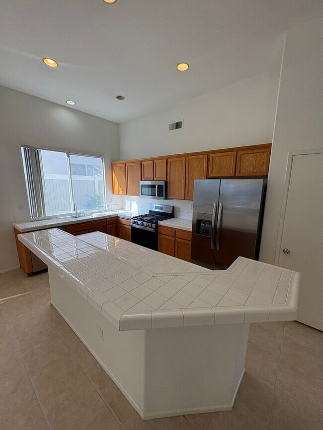 Building Photo - Beautiful Horsethief Canyon Ranch Home located in Corona