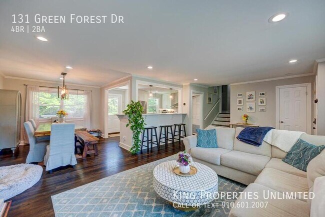 Building Photo - 131 Green Forest Dr