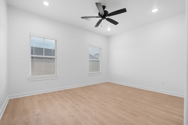 Building Photo - Beautiful New Abbington Subdivision! $1000...