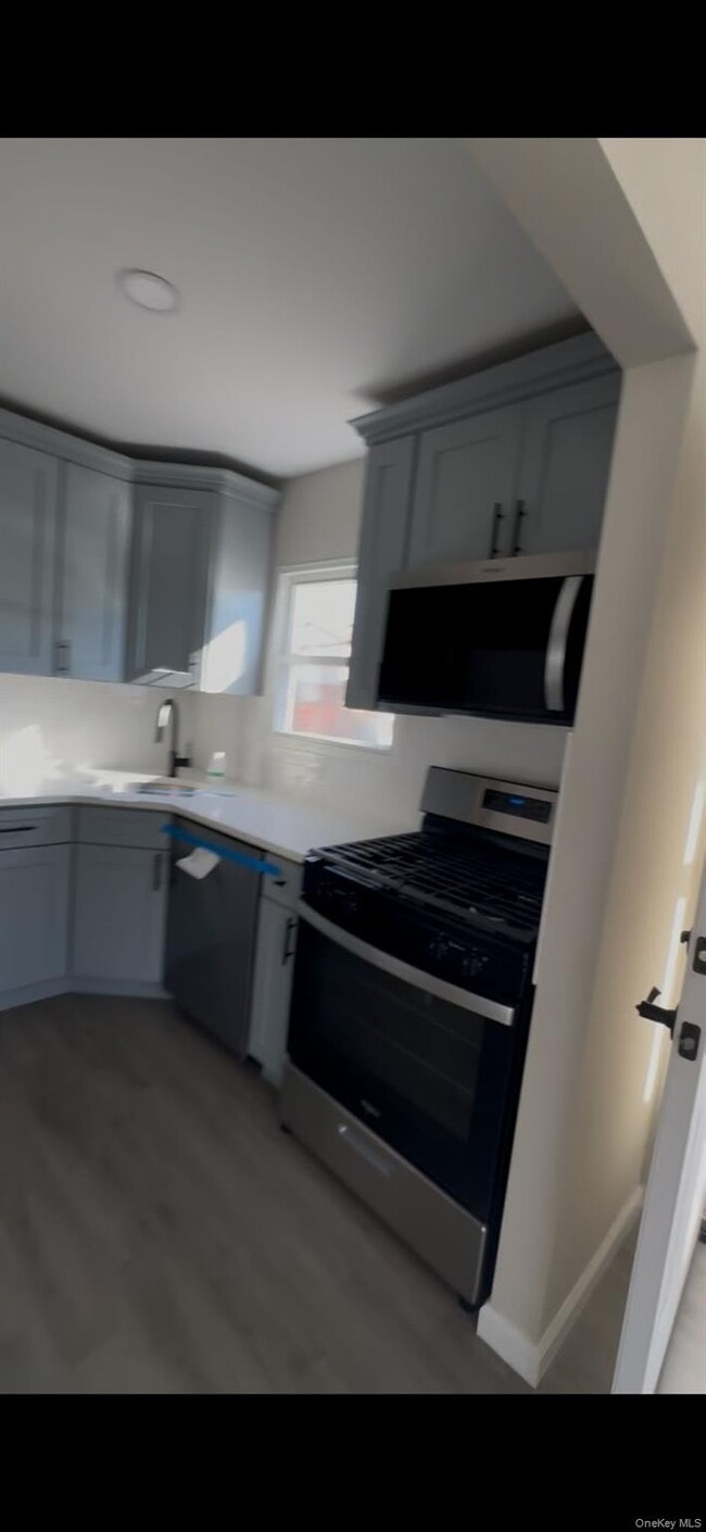 Building Photo - 183-19-183145 145th Ave