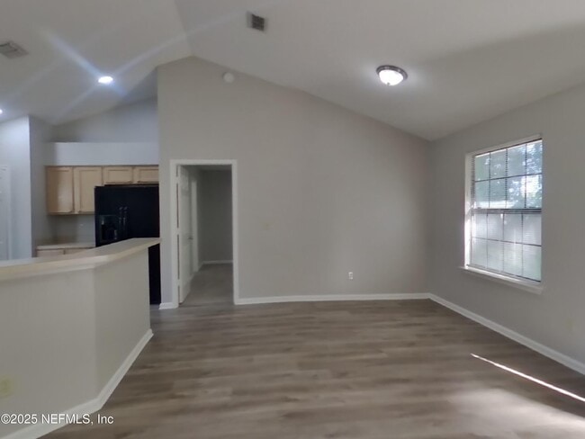 Building Photo - 2024 Farm Way