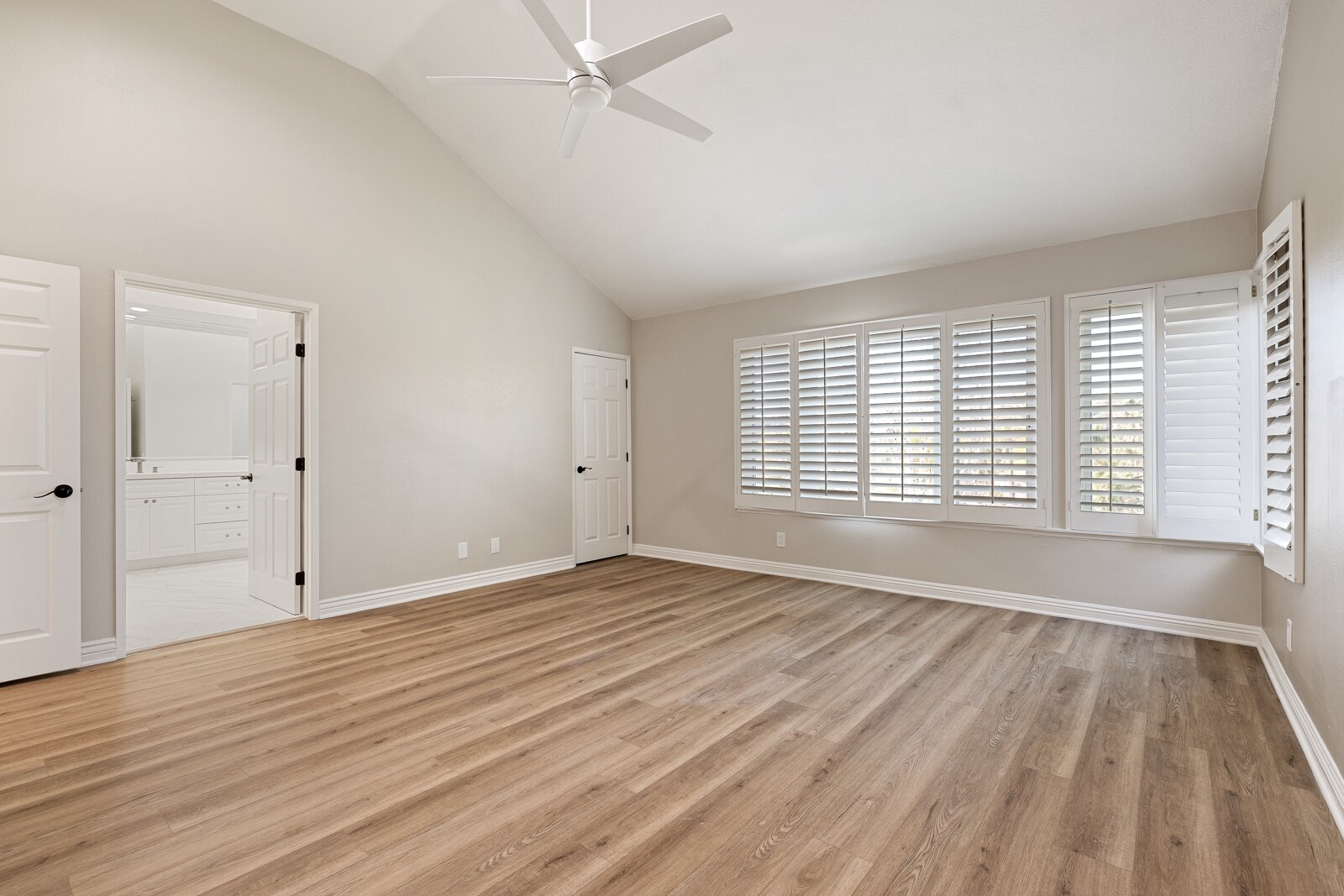 Building Photo - 24675 Vista Cerritos