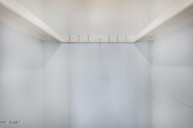 Building Photo - 2226 W Heatherbrae Dr