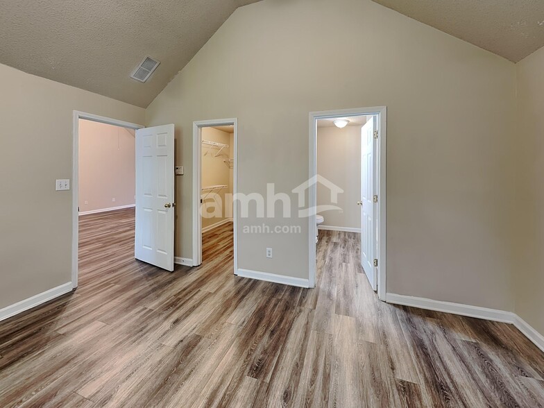 Building Photo - 140 Cannon Dr