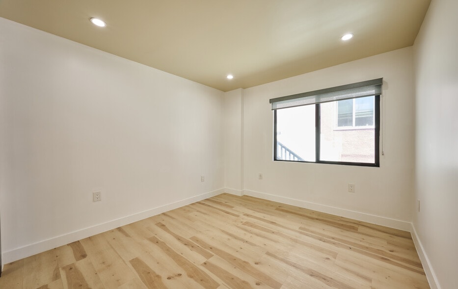 Building Photo - 1139 Bellevue Ave