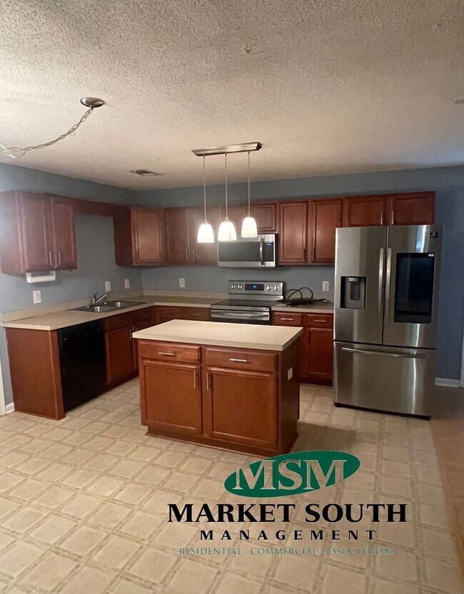 Building Photo - **APPLICATION PENDING! WEST CHATHAM - LAKE...