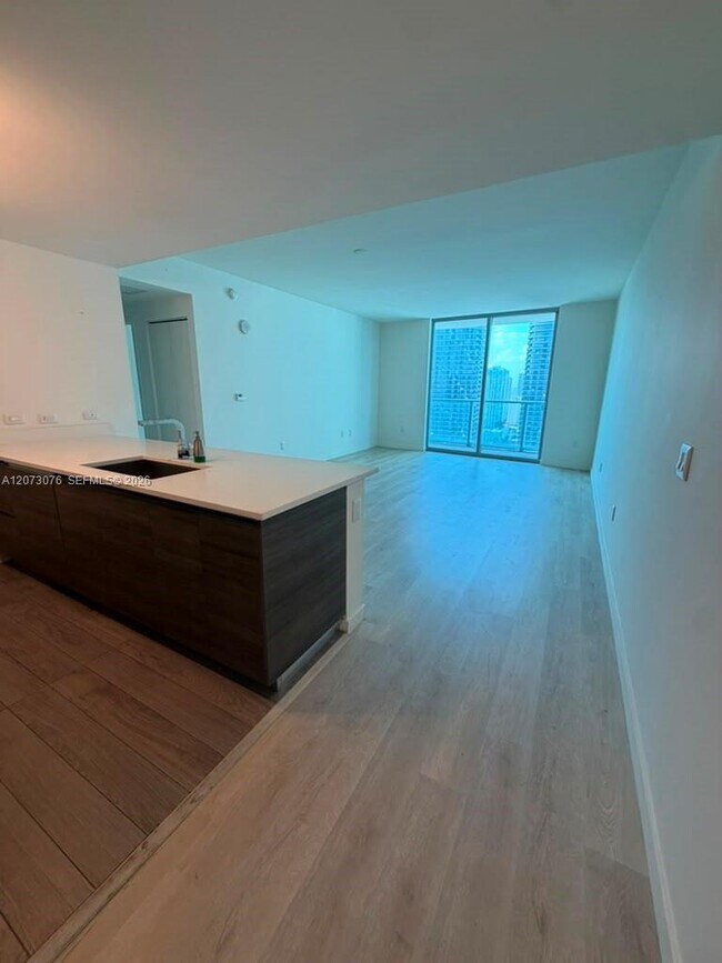 Building Photo - 1100 S Miami Ave