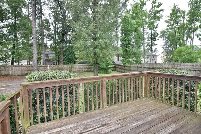 Building Photo - Great 3 bed + bonus house in Aberdeen