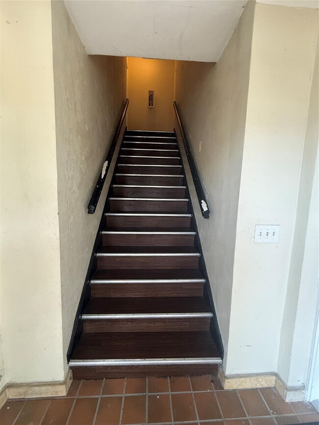 Building Photo - 1853 SW 17th St