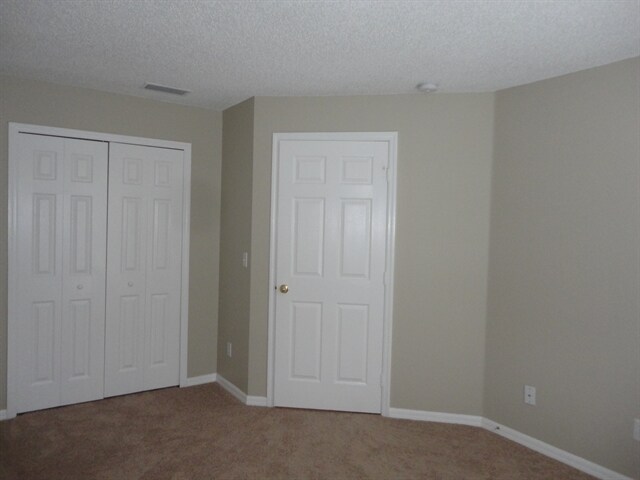 Building Photo - 4618 Castile Way S