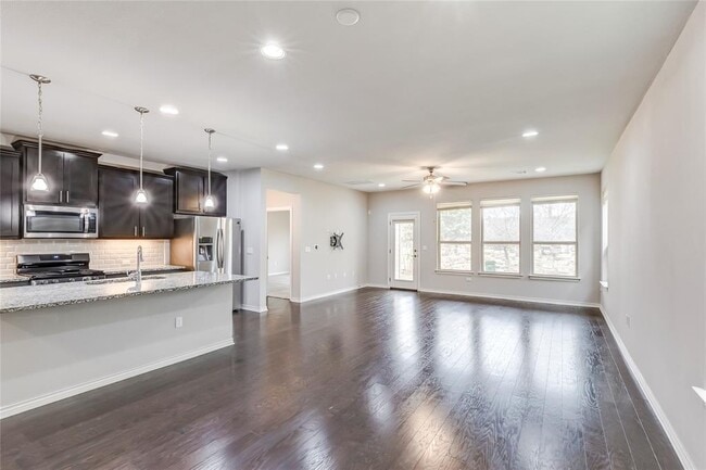 Building Photo - 14104 McCoy Lp