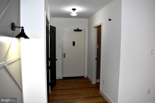 Building Photo - 3705 S George Mason Dr