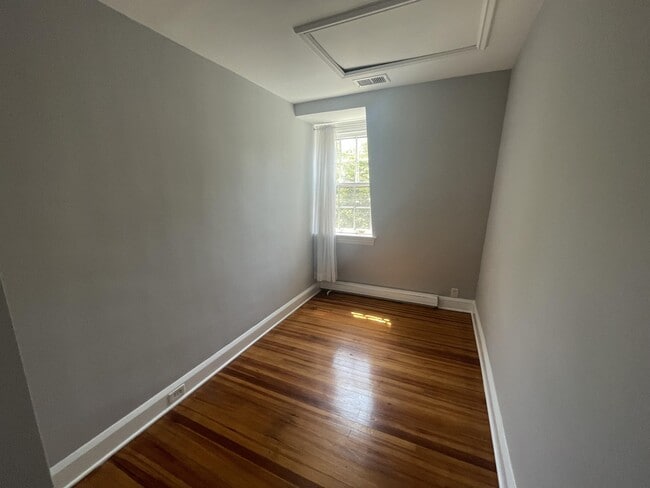 Building Photo - 3521 S Street NW