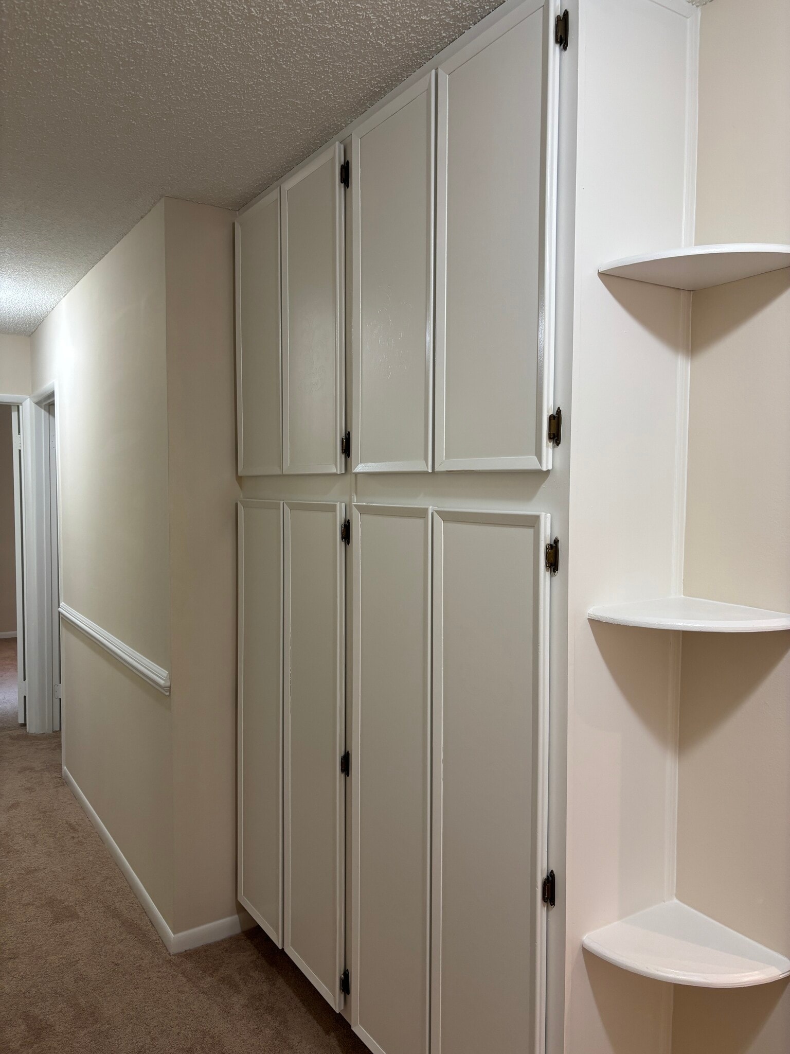 Building Photo - 15320 Pine Orchard Dr