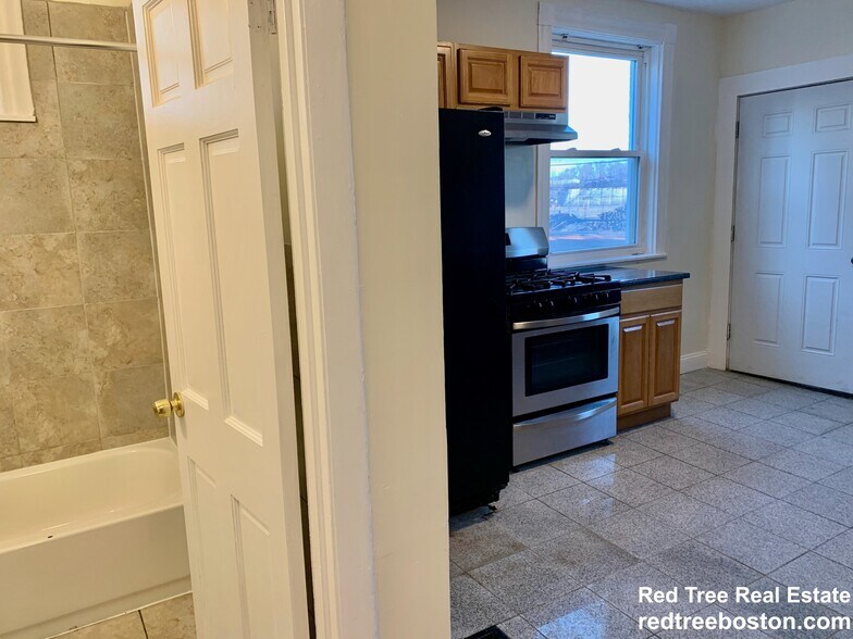 Building Photo - 20 Wadsworth St