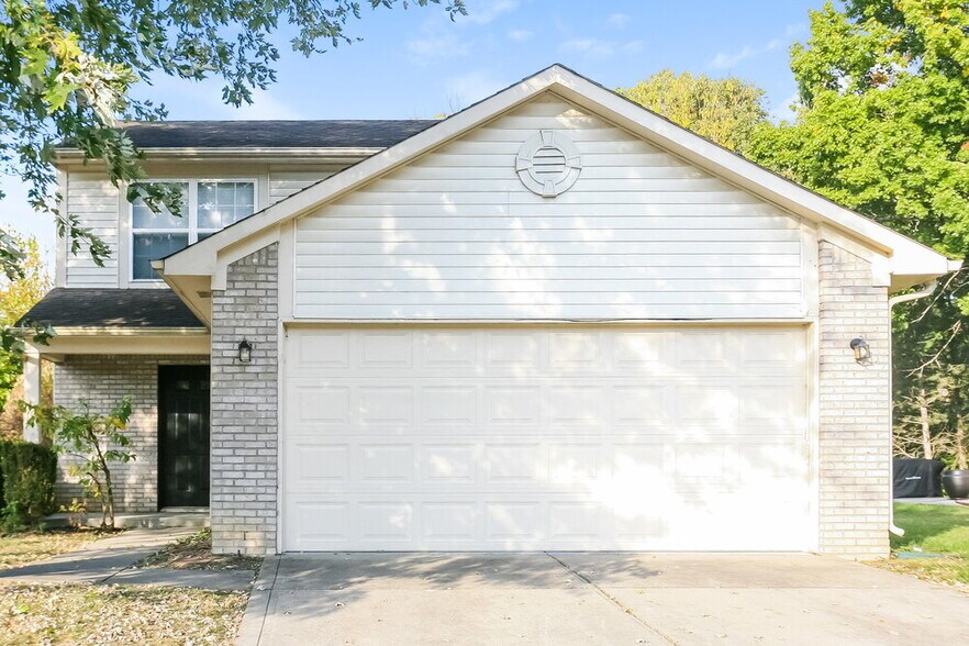 Primary Photo - 5408 Alameda Rd