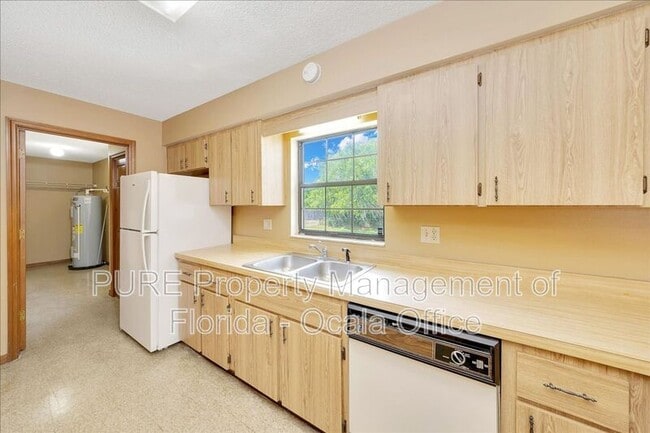 Building Photo - 4331 SE 106th Pl