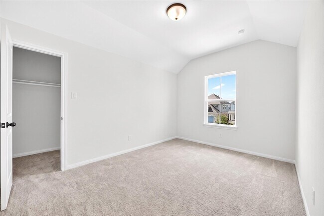 Building Photo - 23643 Red Rowan Ln