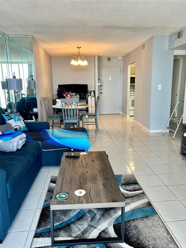 Building Photo - 111 Briny Ave