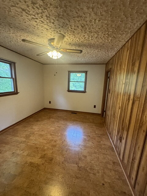 Building Photo - ½ Off First Full Month with Move-In by 8/15 • Large Yard & Deck • August App Fee Only $32. Pet-fr...