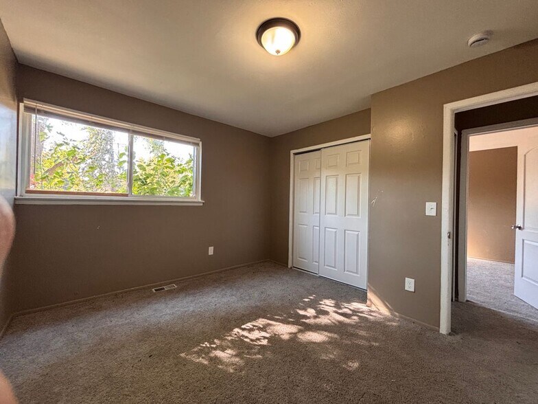 Building Photo - 20221 Tireman Ave