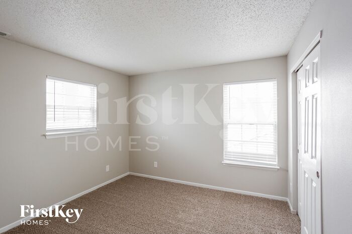 Building Photo - 14735 Fawn Hollow Ln