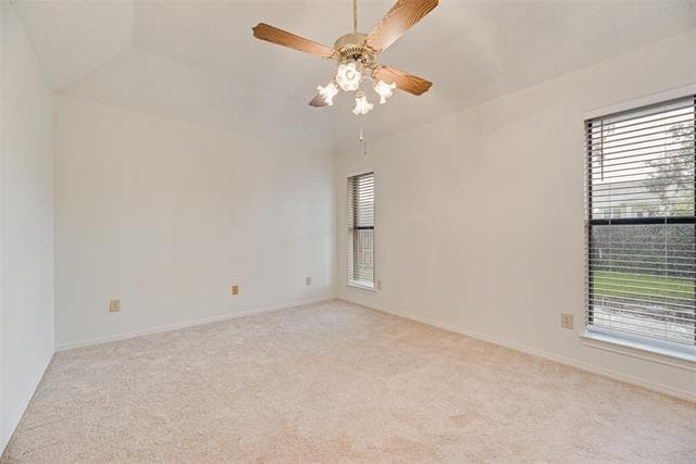 Building Photo - 2209 Winona Dr