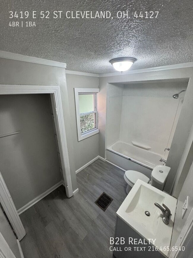 Building Photo - 3419 E 52nd St