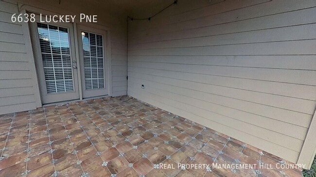 Building Photo - 6638 Luckey Pine